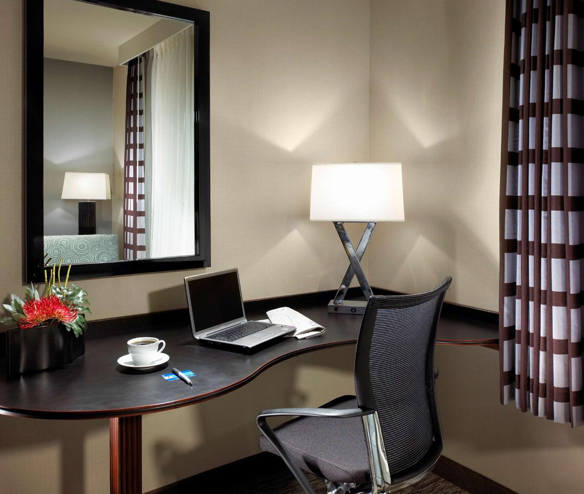 Hampton Inn San Diego Mission Valley Eksteriør billede